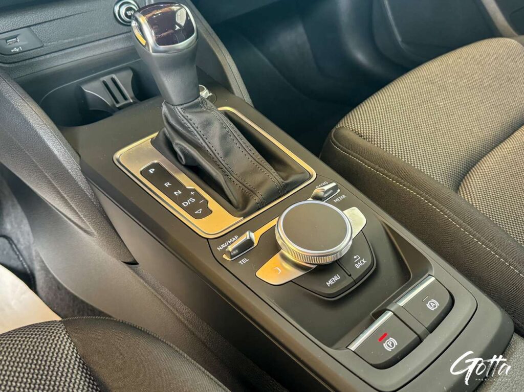 Photo du véhicule Mercedes-Benz B 250