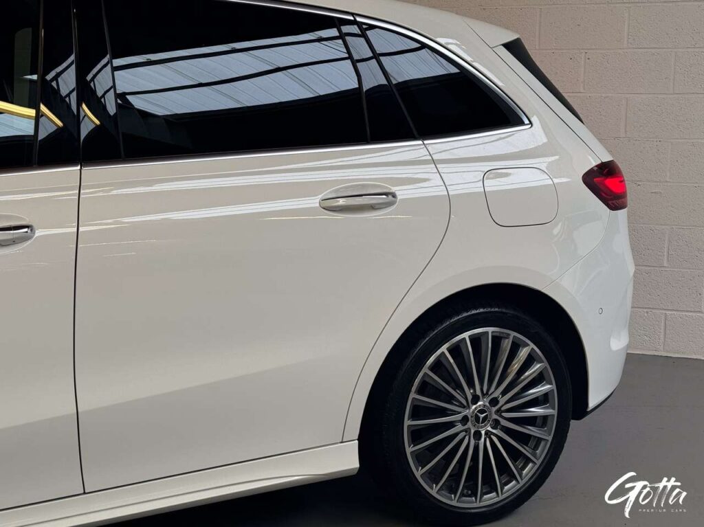 Photo du véhicule Mercedes-Benz GLB 200