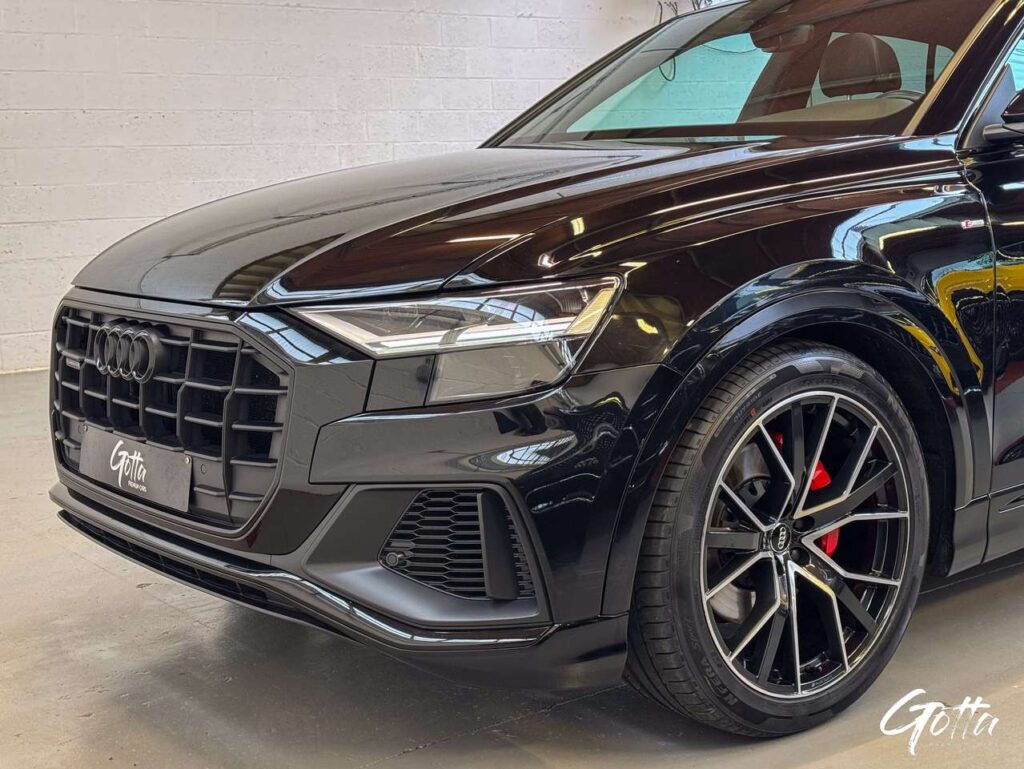 Photo du véhicule Audi Q8