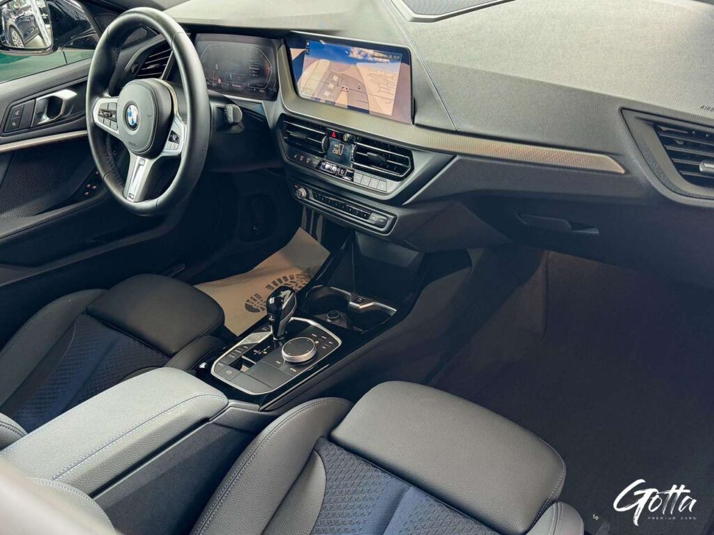 Photo du véhicule Mercedes-Benz CLA 180