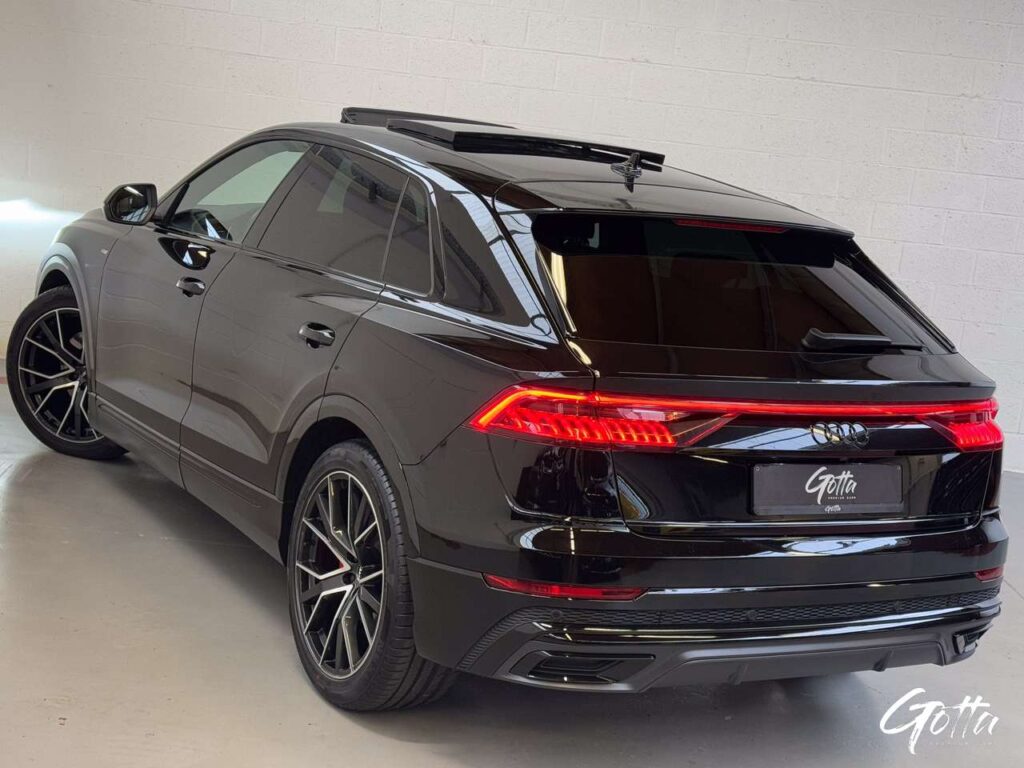 Photo du véhicule Audi Q8