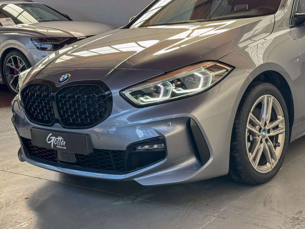 Photo du véhicule BMW 118