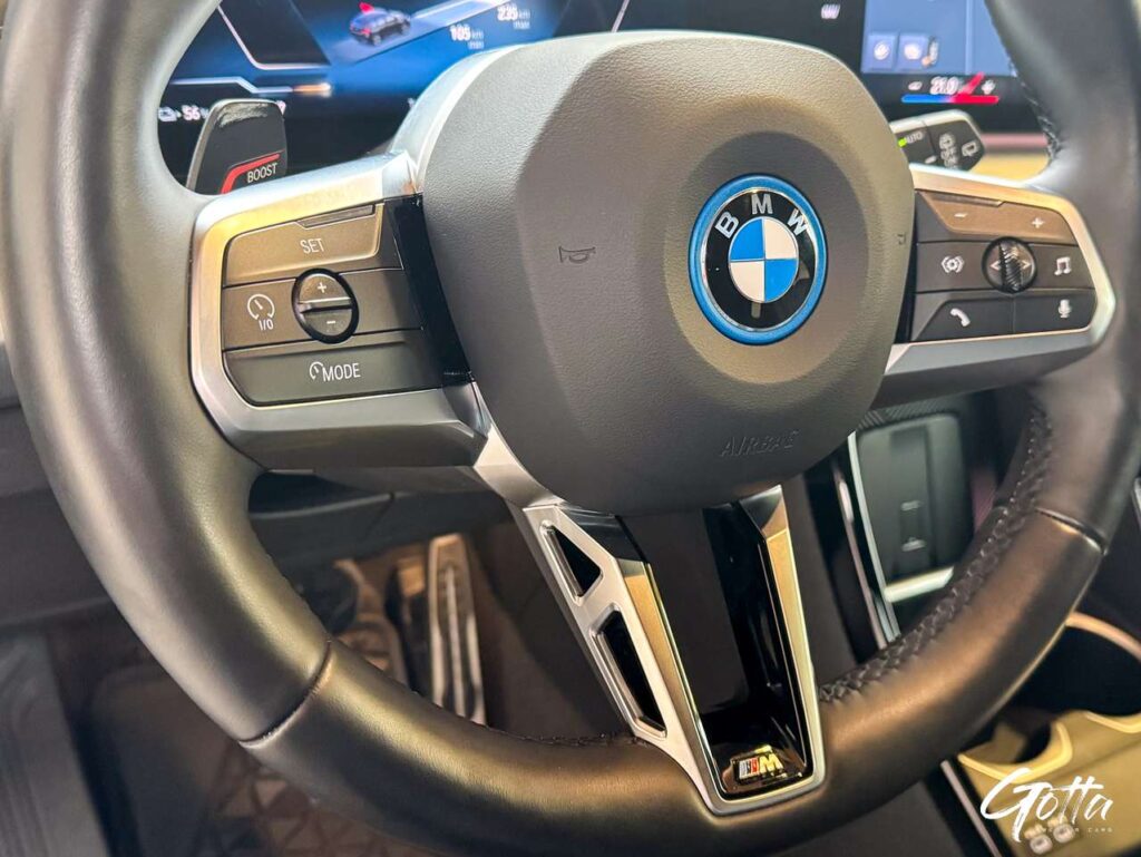 Photo du véhicule BMW iX1