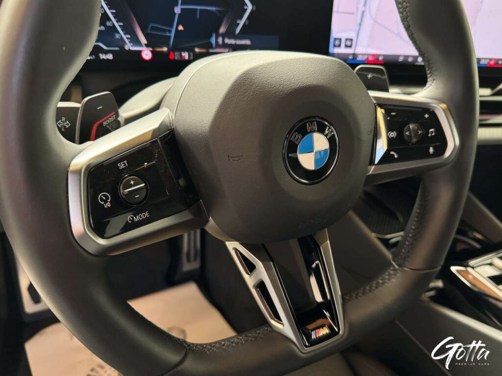 Photo du véhicule BMW 520