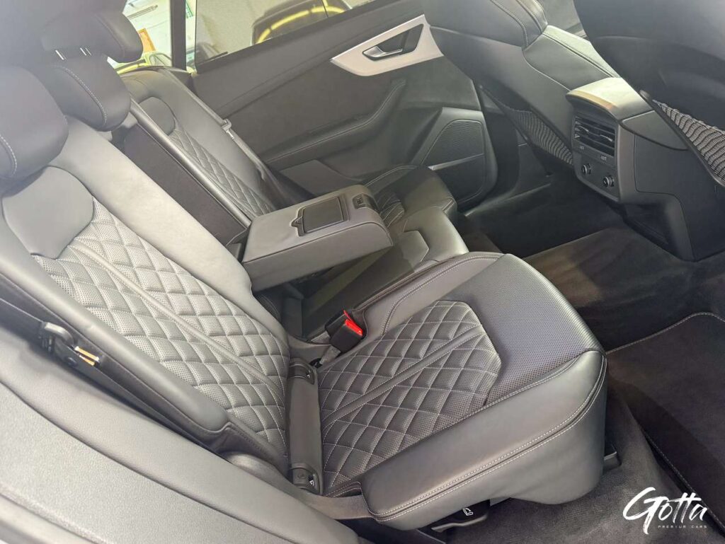 Photo du véhicule Audi Q8