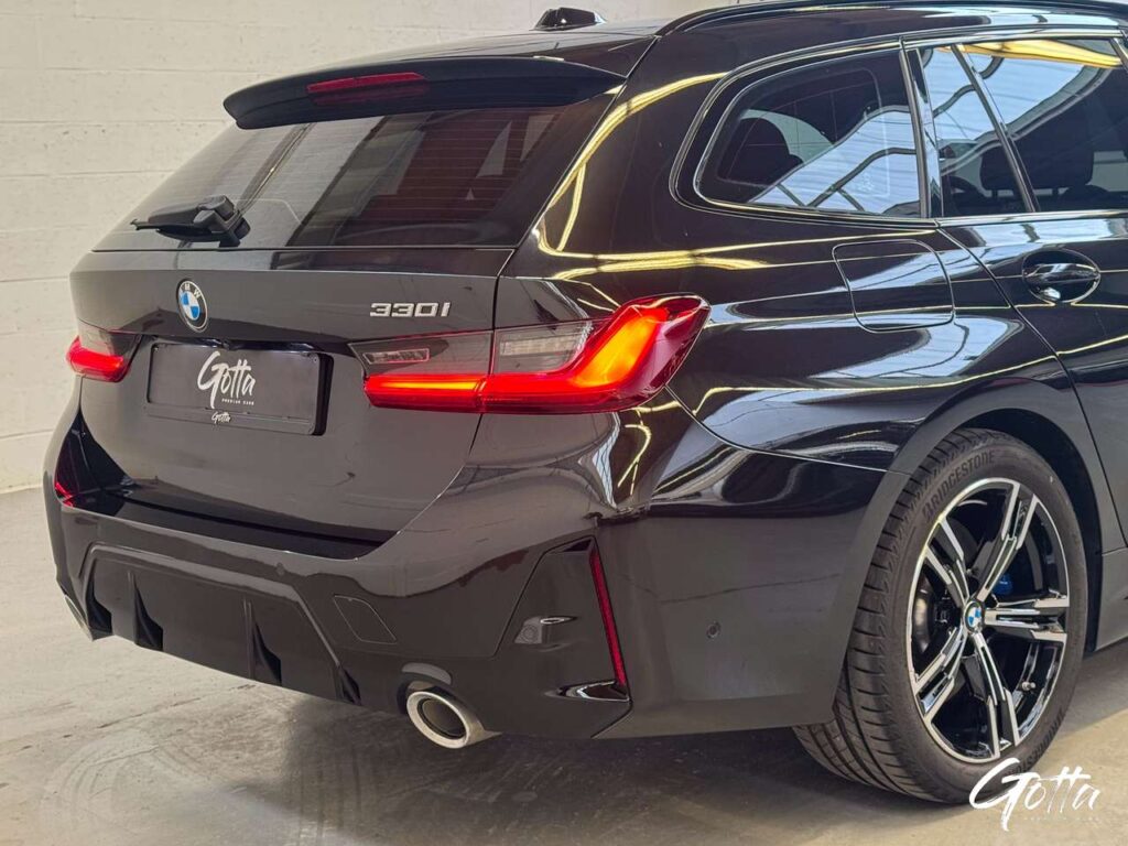 Photo du véhicule BMW 330