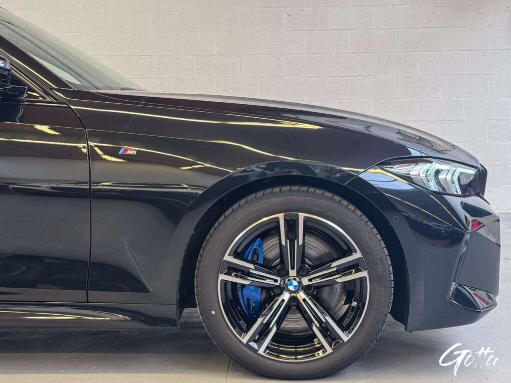 Photo du véhicule BMW 330