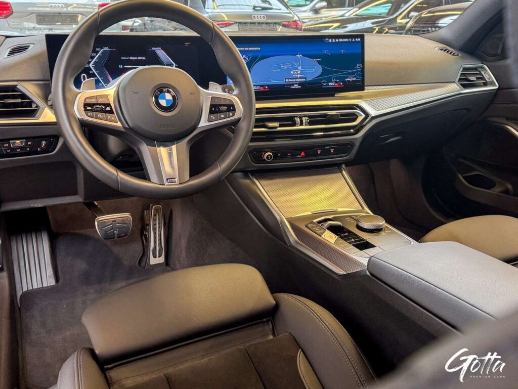 Photo du véhicule BMW 330
