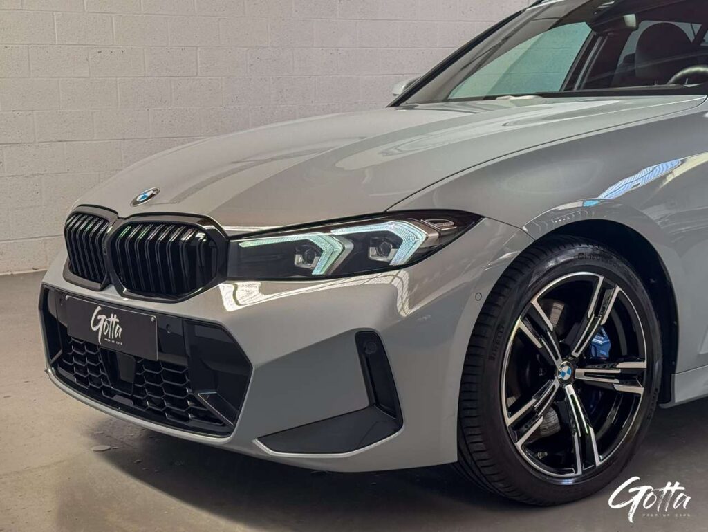 Photo du véhicule BMW 330