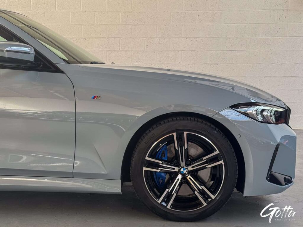 Photo du véhicule BMW 330